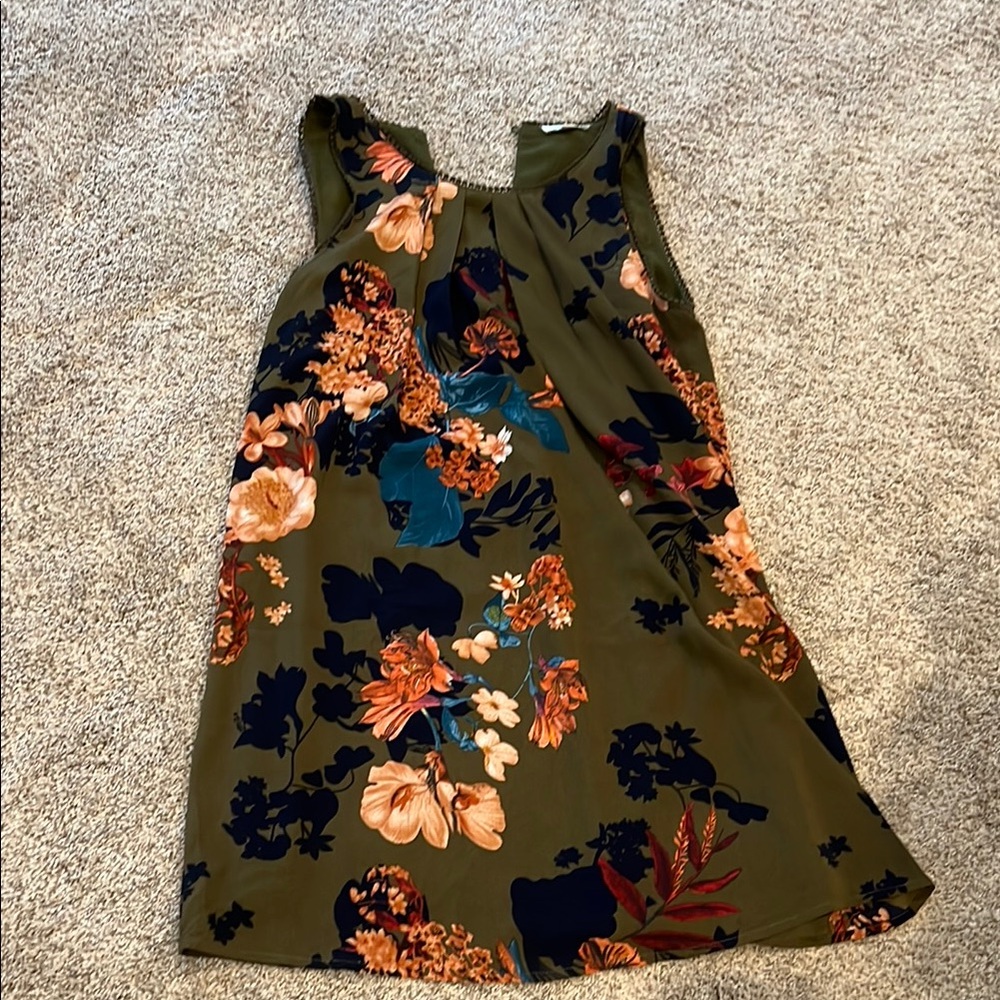 Umgee Floral Sleeveless Dress/tunic in Olive and Multicolor, size s